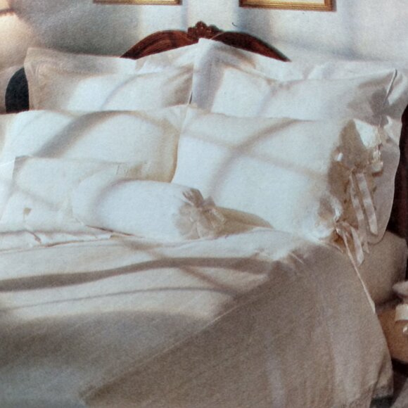 Vintage Vogue Duvet Cover Sewing Pattern Bridal Shower Gifts 9233 UNCUT - Picture 4 of 9